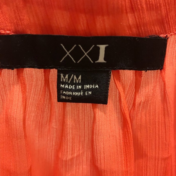 Peach orange tank - Picture 2 of 2